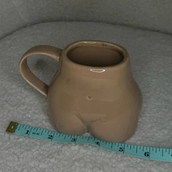 Urban Outfitters Home Ceramic Female Form Coffee Tea Mug Nude Color NWT Bohemian - Picture 3 of 6